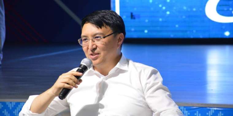  Нұржан Әлтаев митингке шақырды деген айыппен 15 күнге қамалды