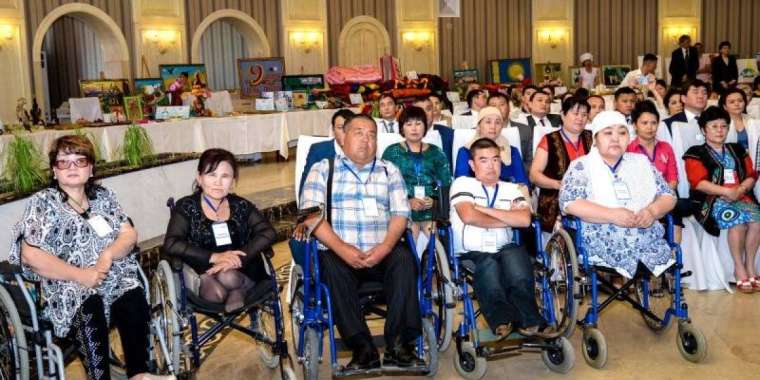 Барлық азаматтар қоғамда өзін тәуелсіз сезінуі тиіс