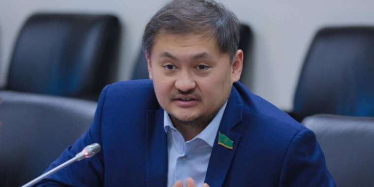 Шәкәрім университетінің директорлар кеңесінде Саясат Нұрбектің өз адамдары отыр ма?!   