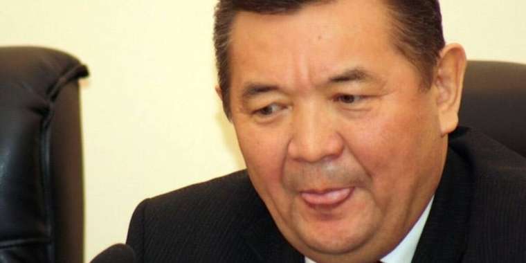 Есполов оқу орнын жын-ойнаққа айналдырып тастаған-депутат сауалы