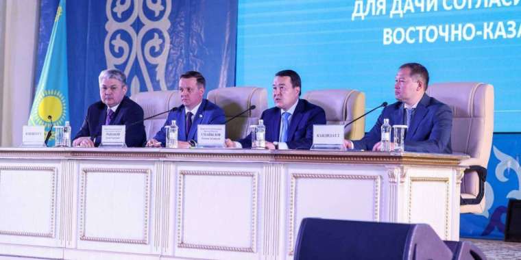 Ахметов кетіп, Көшербаев келді 