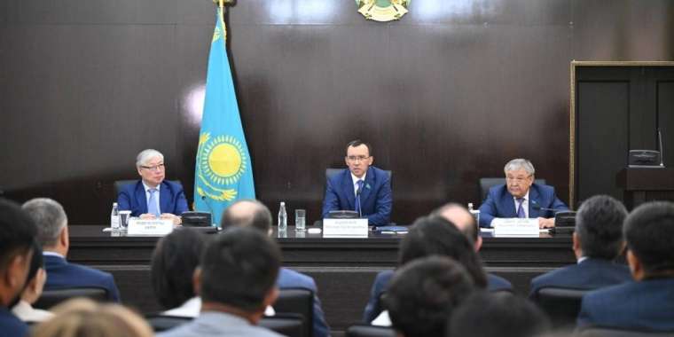 Сенат Төрағасы Ұлытау облысының жұртшылығымен кездесті