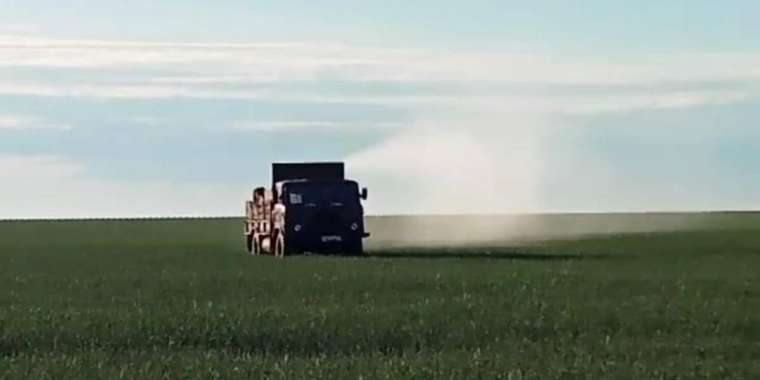 Қостанайда шегірткеге қарсы химиялық майдан ашылды