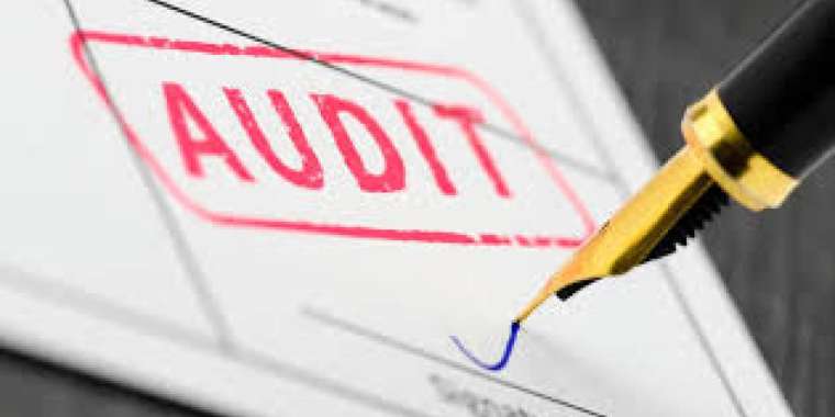 Мектептегі былықты жасыру үшін 26 млн теңге пара берген