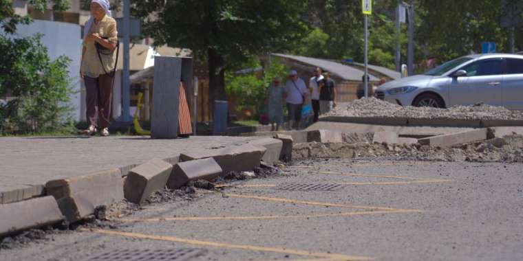 Алматыда жолды жөндеуге 20 млрд теңге жұмсалады