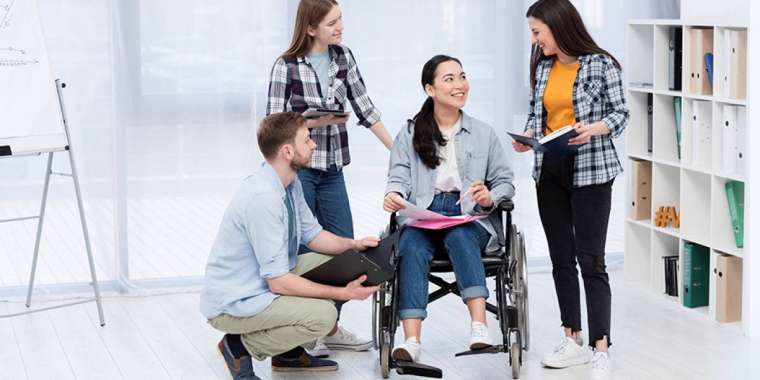 Бесплатно не положено? Что люди с  инвалидностью должны знать о льготах 