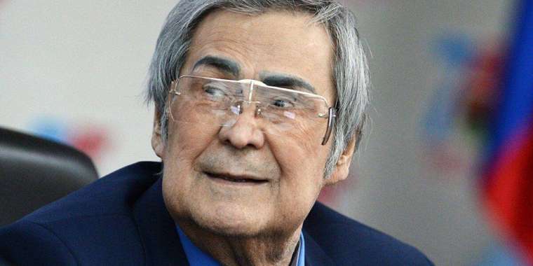 Танымал саясаткер Аман Төлеев қайтыс болды