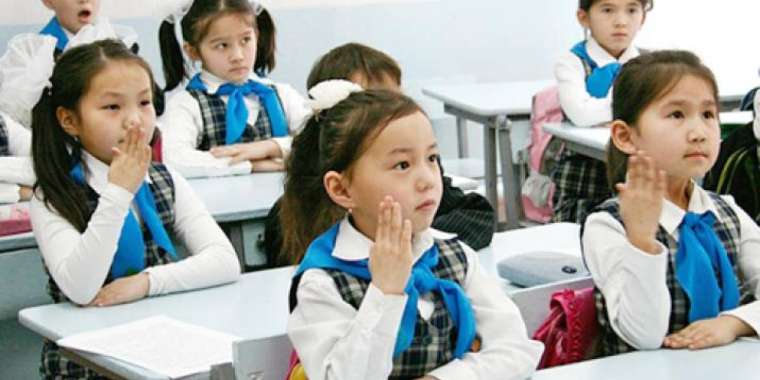 Жылдамдыққа оқу балаларды күйзеліске түсіріп жатыр