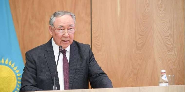 ҚОҒАМ ӨЗГЕРІСКЕ БЕТ АЛДЫ