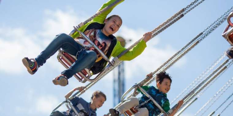 Мать ребенка с аутизмом отсудила полмиллиона за недопуск к аттракционам