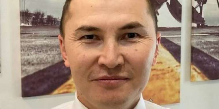 QAZAQ AIR  басшысы Еркін Наурызбаев  қызметінен кетті