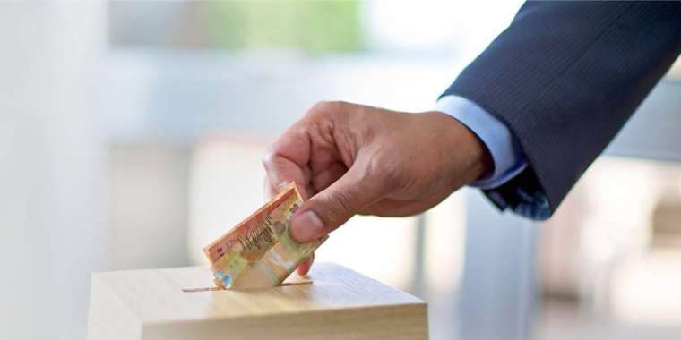 Дін зерттеуші пітір-садақадан түскен ақшаны тасқын судан зардап шеккендерге аудару керек екенін айтты