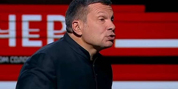 Армения запретила показ передач Соловьева