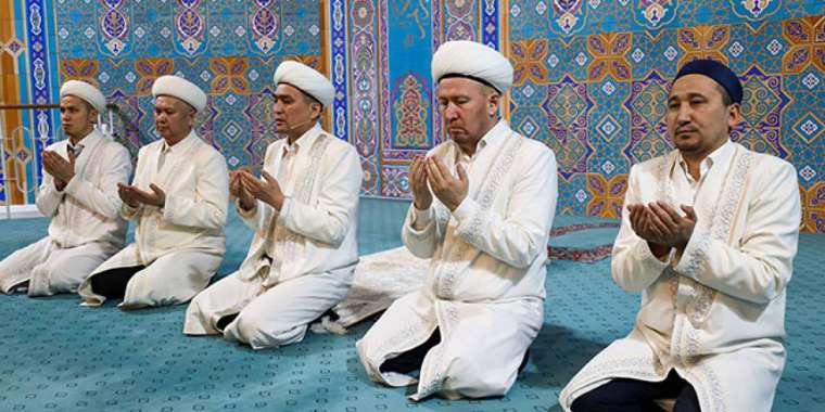 Қазақстандағы имамдар су тасқынына байланысты дұға жасады