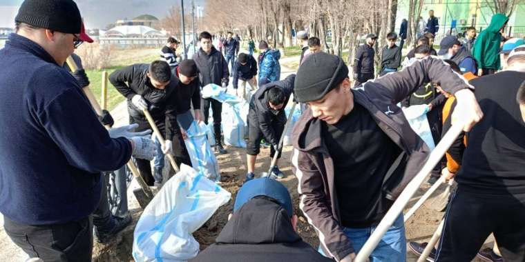 Су тасқыны: Атырау қаласының қазіргі ахуалы (ФОТОРЕПОРТАЖ)