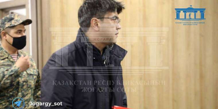 Салтанат Нүкенованың өлімін тіркеген дәрігер сотта жауап беріп жатыр