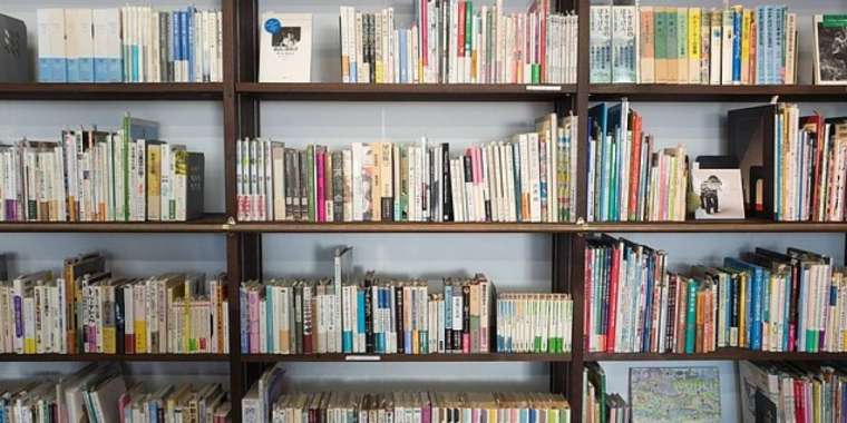 «ҚазҰУ студенті оқуға тиіс 100 кітап»