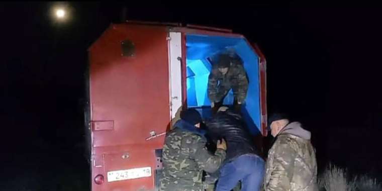 Абай облысында 2 ер адам құтқарылды