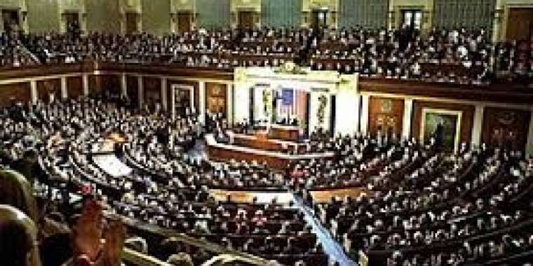 АҚШ Украинаға 61 миллиард доллар көмек беретін болды