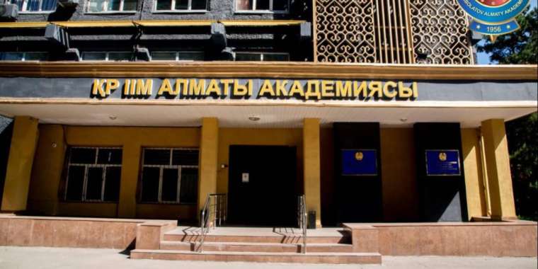 Алматыдағы ІІМ-ге қарасты аумақ депутаттың меншігіне өтіп кеткен