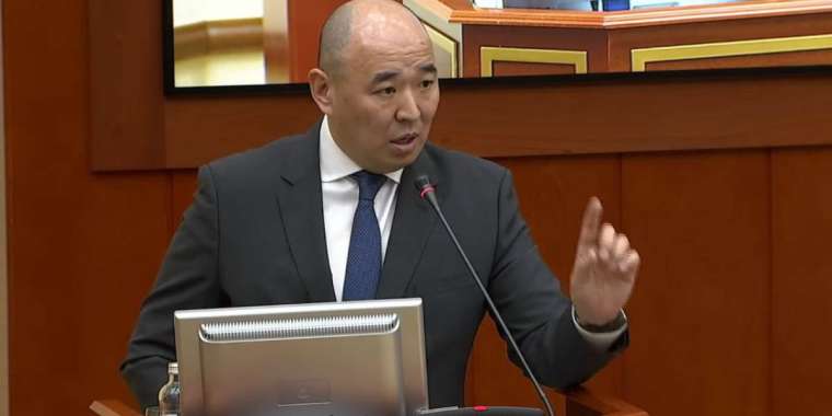 Индустриализация лопатами. Как депутаты ругали Шарлапаева