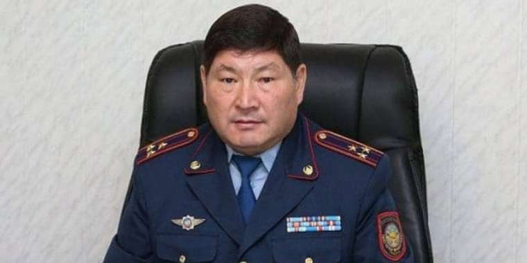 «Қыз зорлады» деп айыпталған полиция бастығы 11 жылға сотталды