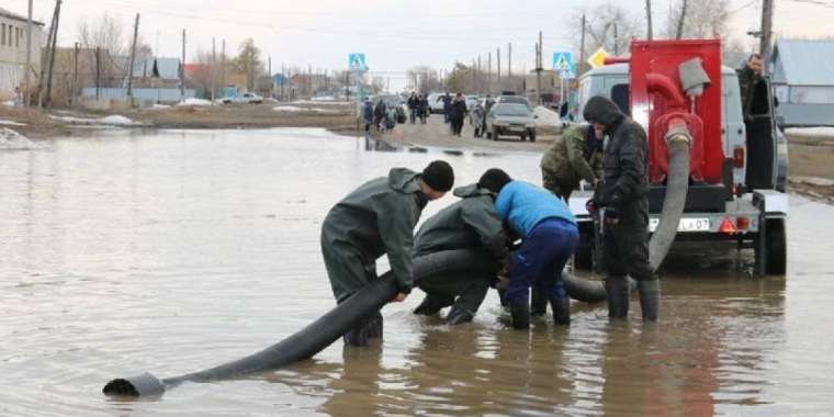 Су тасқыны: ТЖМ өңірлердегі ахуал жайлы ақпаратты жаңартты