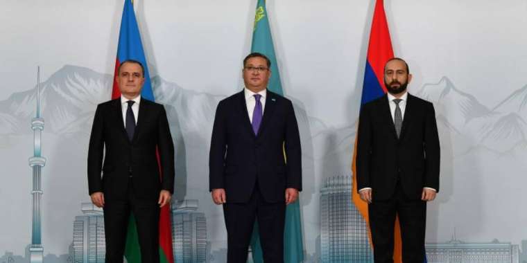 Әзербайжан-Армения шешілмеген мәселелер бойынша келіссөздерін жалғастырады