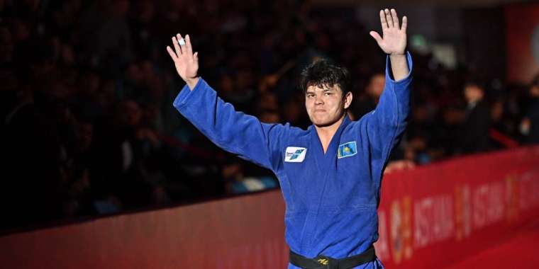 «Қазақша айтасыз ба, түсінбей жатырмын». Қазақстандық дзюдошы сұрақты қазақша қоюды сұрады