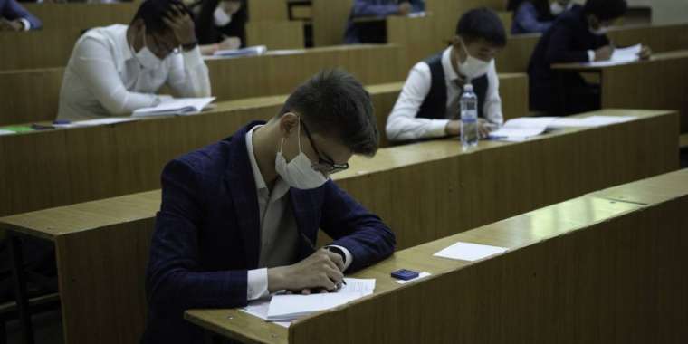 Министр су тасқыны болған өңірлерде оқушылар емтиханнан босатылатынын айтты