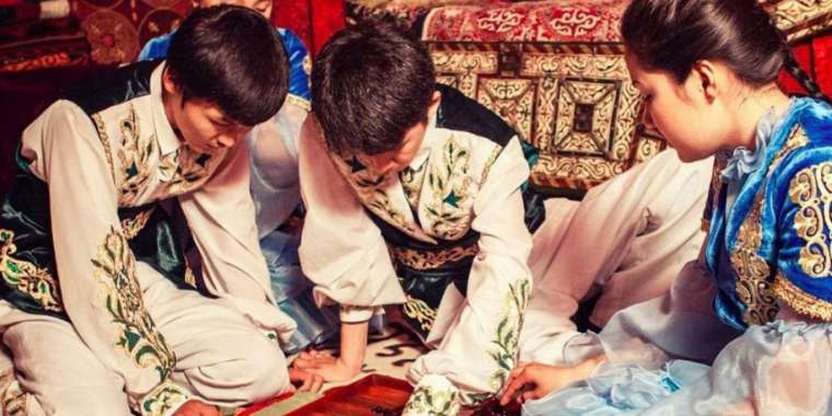 Тоғызқұмалақ па, тоғызкөргөл ме?