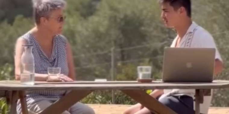 «Денсаулығы нашарлап, қиналып жатыр». Бельгиялық әйел асырап алған Жәнібек соңғы жаңалығын бөлісті