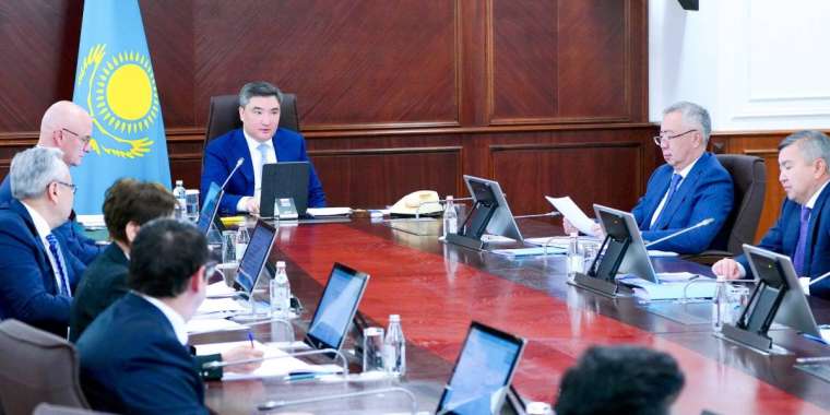 Премьер-министр өндіріске жаңа технологияларды енгізу үшін қолайлы жағдай жасауды тапсырды