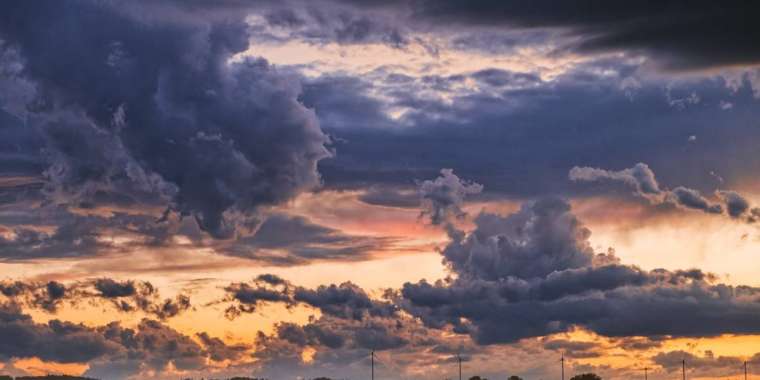 «Қазгидромет» ауа райына байланысты 13 өңірде ескерту жариялады