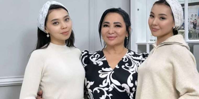 «Ешқайсысы өз анасының жолын қуған жоқ»: Гүлзира Айдарбекова келіндеріне үлгі көрсетіп жүргенін айтты