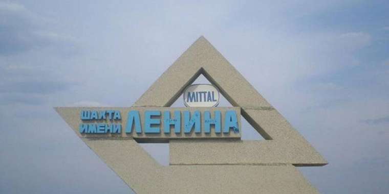 Ленин шахтасындағы кеншілердің өліміне кінәлілер сот залынан қамауға алынды