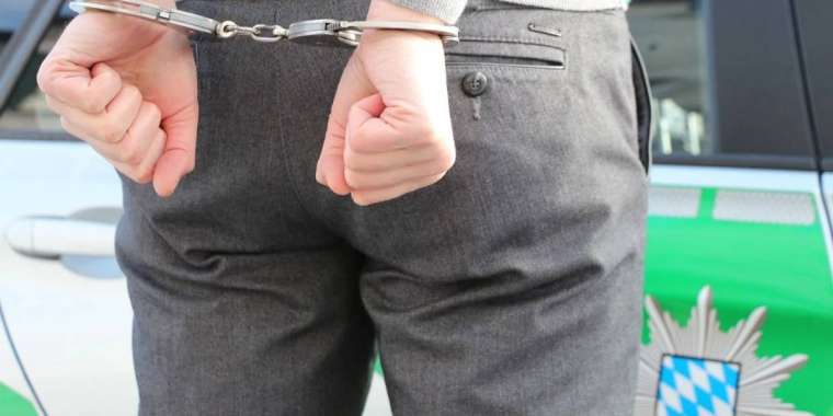 12 млн теңге пара алмақ болған жалған ҰҚК қызметкері ұсталды