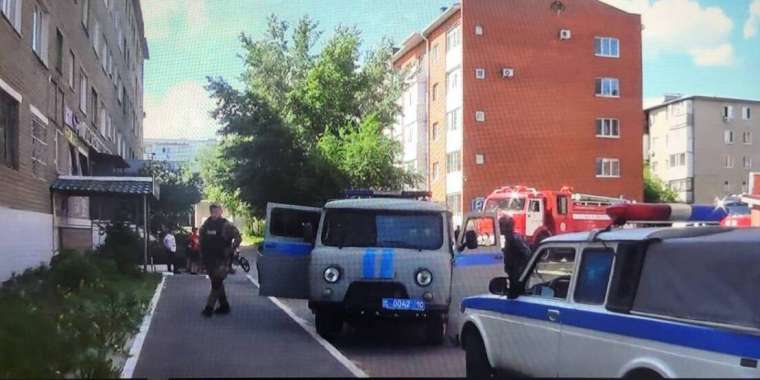 Қостанайда оқушы мектепте бомба бар деп полицияны дүрліктірді