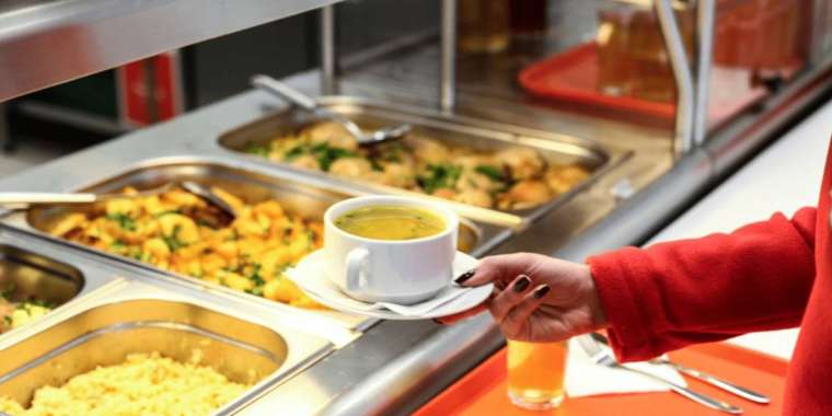 Жезқазғанда 12 мектепке дейінгі ұйым азық-түлікті қымбатқа алмақ болған