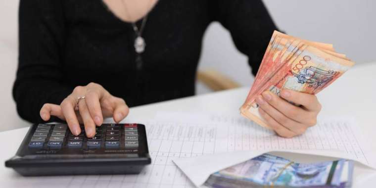 Банктер қарыз алушылар туралы қандай мәліметтерді кредиттік бюроларға ұсынады