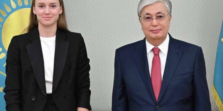 Президент теннисші Елена Рыбакинаны туған күнімен құттықтады