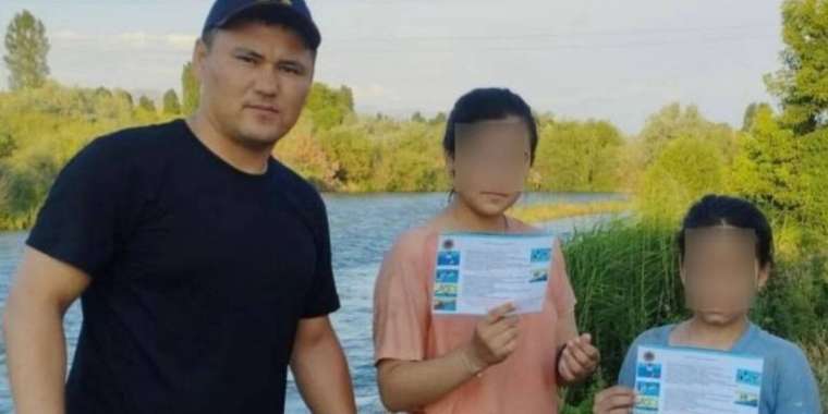 Таразда екі оқушы қыз суға батып кете жаздады