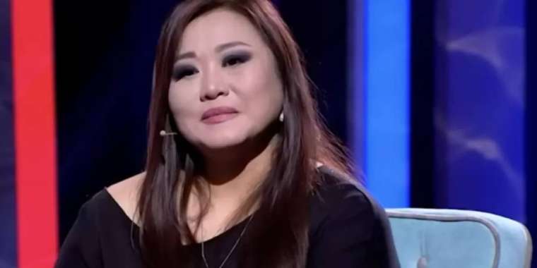 «Өмір-ай, көрсетпегенді көрсеттің-ау». Әнші Ақбота Керімбекова емшілерге қатысты сұмдық жағдайды айтты