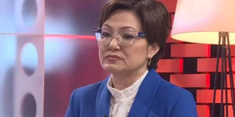 «Түске дейін тергеушінің алдында, түстен кейін тікелей эфир». Танымал тележүргізуші Дана Нұржігіт зорлық-зомбылыққа ұшыраған