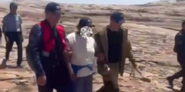 Қарағандылық құтқарушылар егде жастағы әйелді таудан түсіріп алды