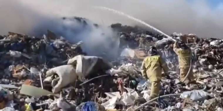 Астанада қатты тұрмыстық қалдықтар полигоны өртенді