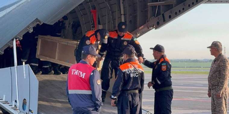 Қырғызстанда қаза тапқан төрт баланың денесі Өскеменге жеткізілді