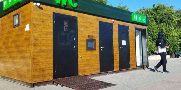 Ақтауда 87 миллион теңгеге салынған дәретханалар жұмыс істемей қалған