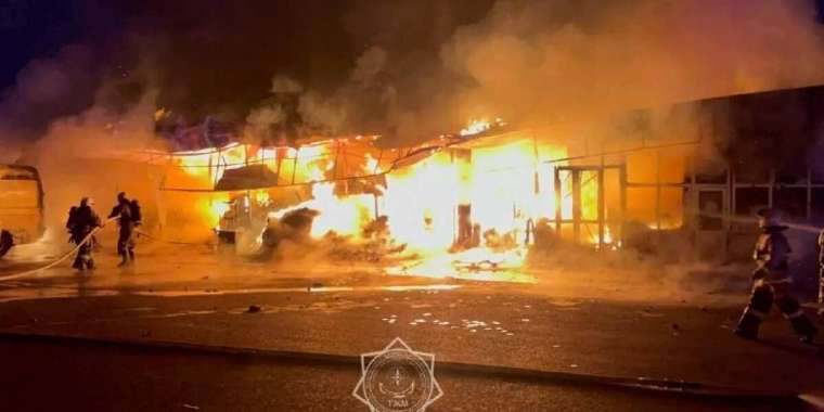 Шымкент қаласында базар өртенді