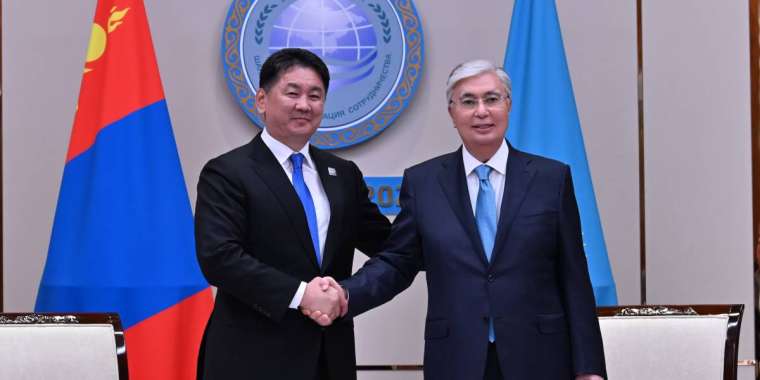 Тоқаев Моңғолия Президентімен және Гурбангулы Бердімұхамедовпен кездесті